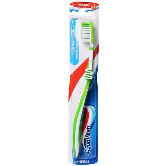 Aquafresh Standard Medium четка за зъби, средно твърда